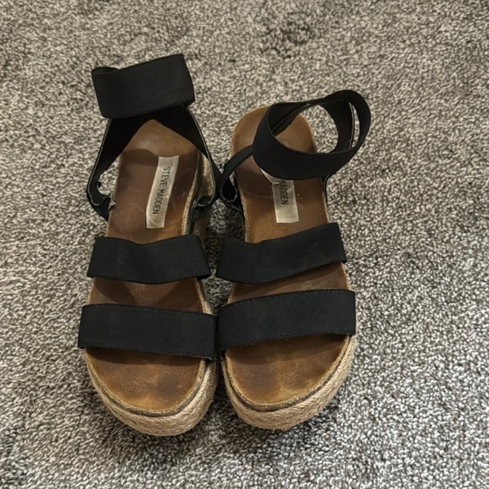 Steve Madden Platform Black Sandals Size 7